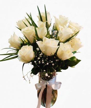 Silindir Vazoda 11 İthal Beyaz Gül Arajmanı